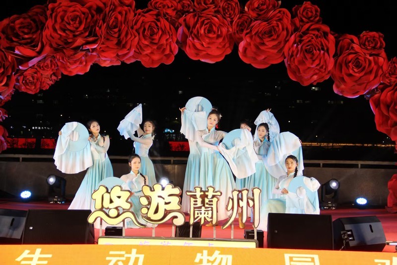 2026第八季黄河之滨百日音乐展演持续燃动金城夜生活